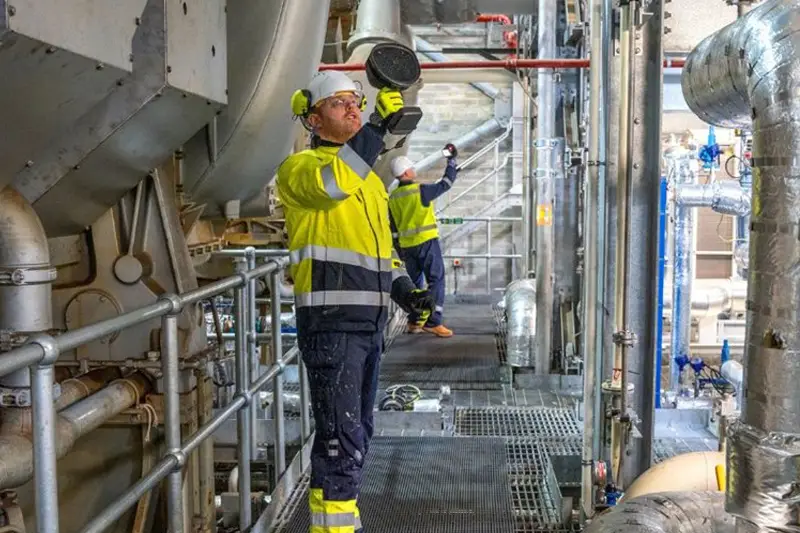 Acoustic Leak Detection in an industrial environment